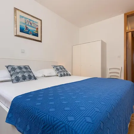 Mali Apartamento Trogir